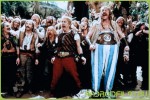 Смотреть онлайн Астерикс и Обеликс против Цезаря (1999)